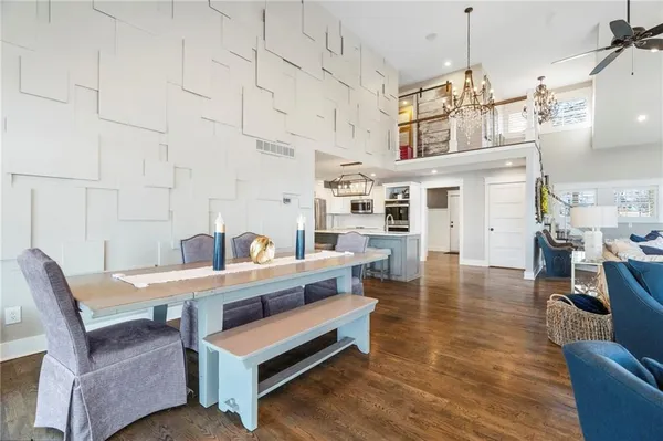 $1,799,000 | 560 Lake Viking Terrace, Gallatin, MO 64640