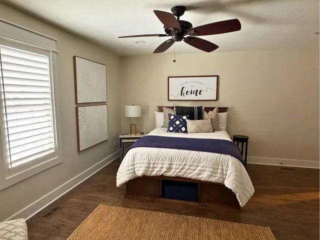 $1,799,000 | 560 Lake Viking Terrace, Gallatin, MO 64640