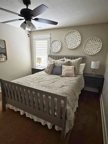 $1,799,000 | 560 Lake Viking Terrace, Gallatin, MO 64640