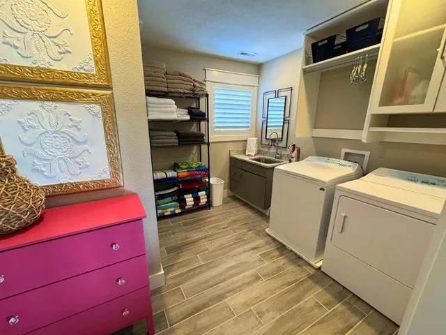 $1,799,000 | 560 Lake Viking Terrace, Gallatin, MO 64640