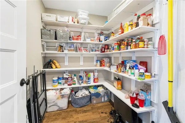 $1,799,000 | 560 Lake Viking Terrace, Gallatin, MO 64640