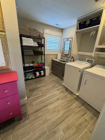 $1,799,000 | 560 Lake Viking Terrace, Gallatin, MO 64640