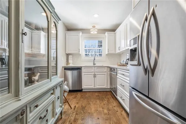 $1,799,000 | 560 Lake Viking Terrace, Gallatin, MO 64640