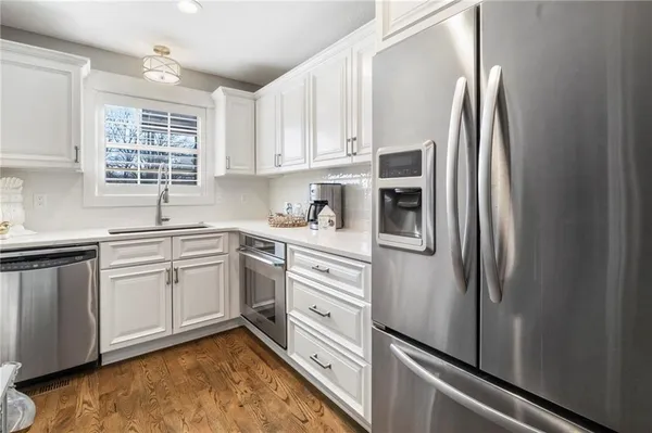 $1,799,000 | 560 Lake Viking Terrace, Gallatin, MO 64640