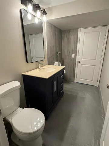 $1,799,000 | 560 Lake Viking Terrace, Gallatin, MO 64640