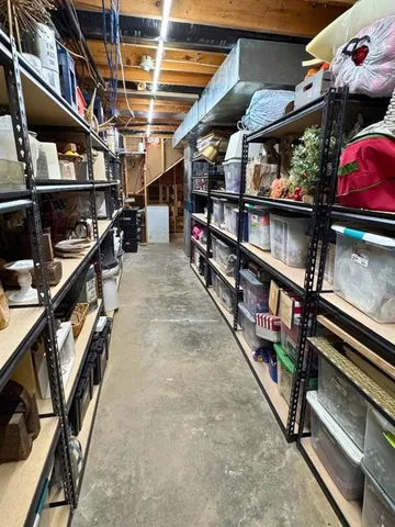 $1,799,000 | 560 Lake Viking Terrace, Gallatin, MO 64640