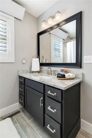 $1,799,000 | 560 Lake Viking Terrace, Gallatin, MO 64640