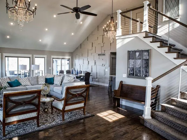 $1,799,000 | 560 Lake Viking Terrace, Gallatin, MO 64640