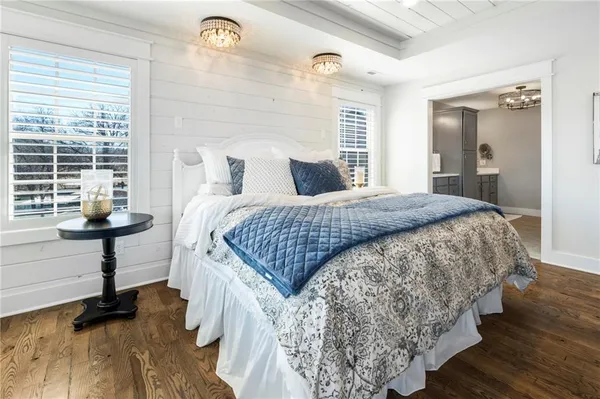 $1,799,000 | 560 Lake Viking Terrace, Gallatin, MO 64640