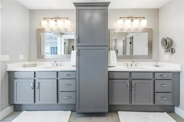 $1,799,000 | 560 Lake Viking Terrace, Gallatin, MO 64640