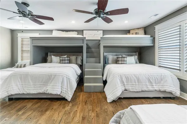 $1,799,000 | 560 Lake Viking Terrace, Gallatin, MO 64640