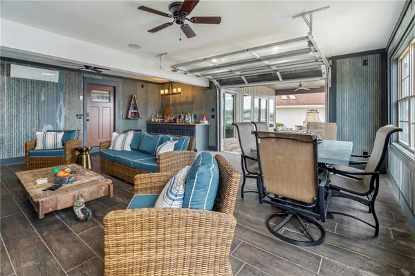 $1,799,000 | 560 Lake Viking Terrace, Gallatin, MO 64640