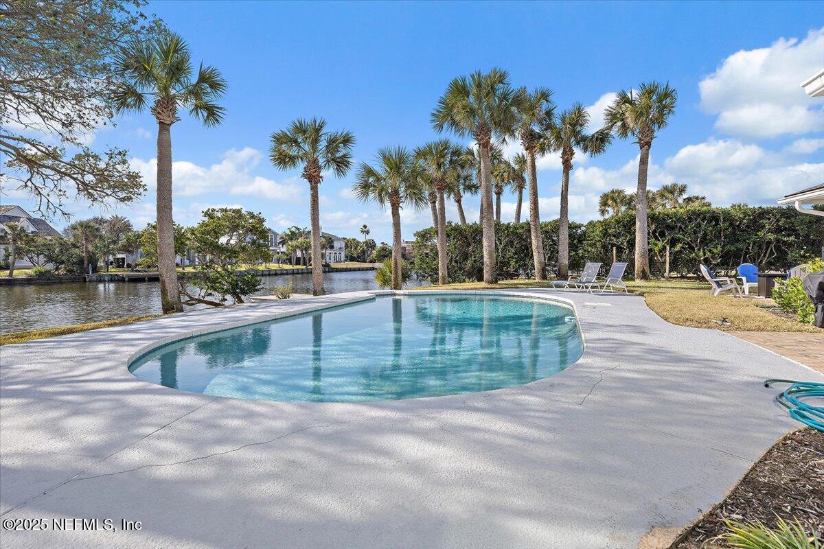 12 Maria Place Ponte Vedra Beach, FL 32082 - Photo 25 of 28 24-Pool
