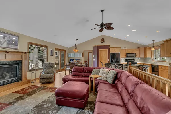 $479,900 | 1609 1st Street North, Cold Spring, MN 56320