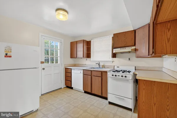 $1,150,000 | 2611 13th Road South, Arlington, VA 22204