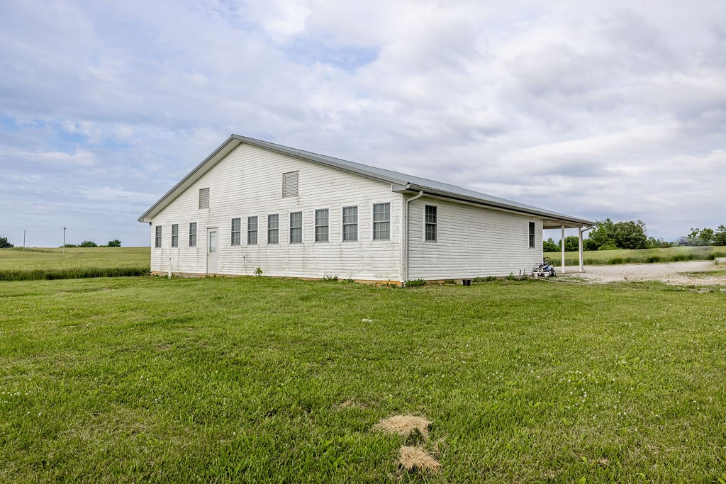 109 Marques Road Princeton, KY 42445 - Photo 4 of 29 Gallery Image 4