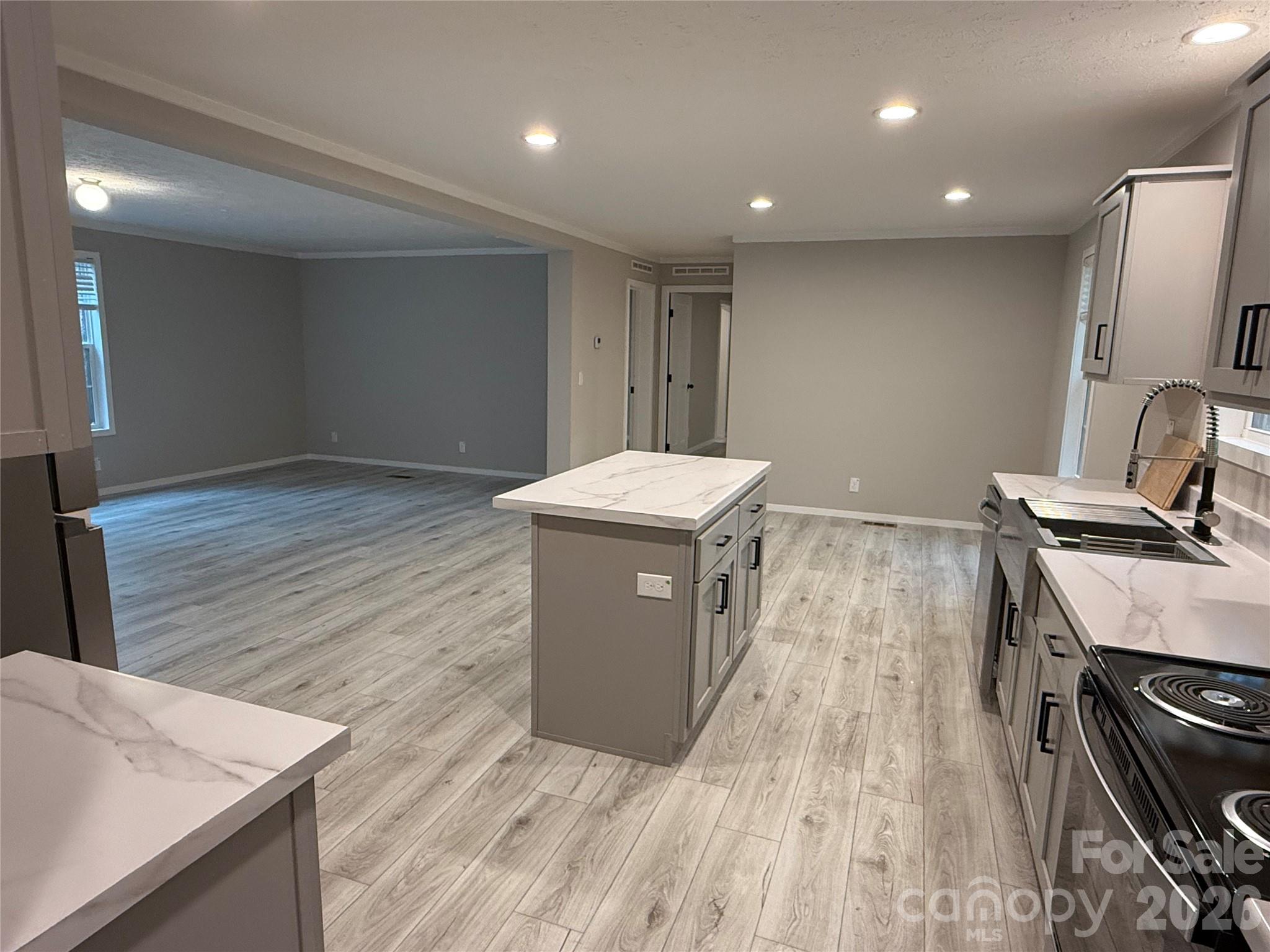 3912 Scott Road Morganton, NC 28655 - Photo 4 of 18