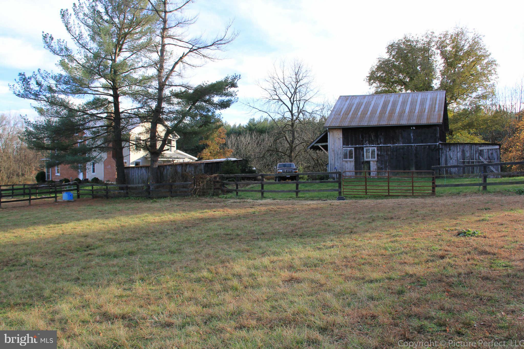 18546 Lappans Road Boonsboro, MD 21713 - Photo 22 of 30 Exterior (Rear)