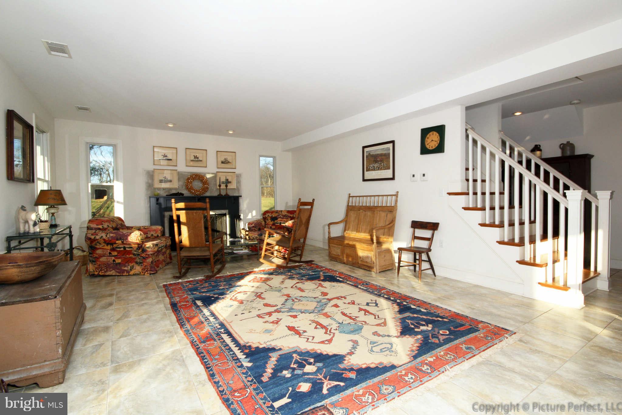 18546 Lappans Road Boonsboro, MD 21713 - Photo 10 of 30 Family Room
