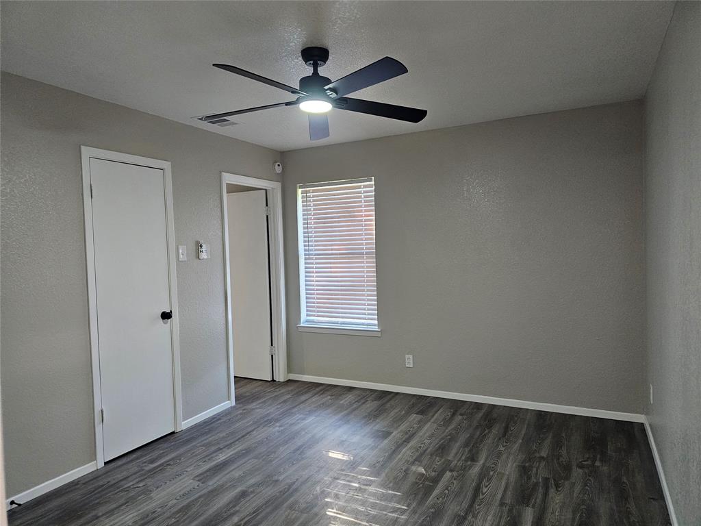 200 East Charles Street Riesel, TX 76682 - Photo 12 of 21