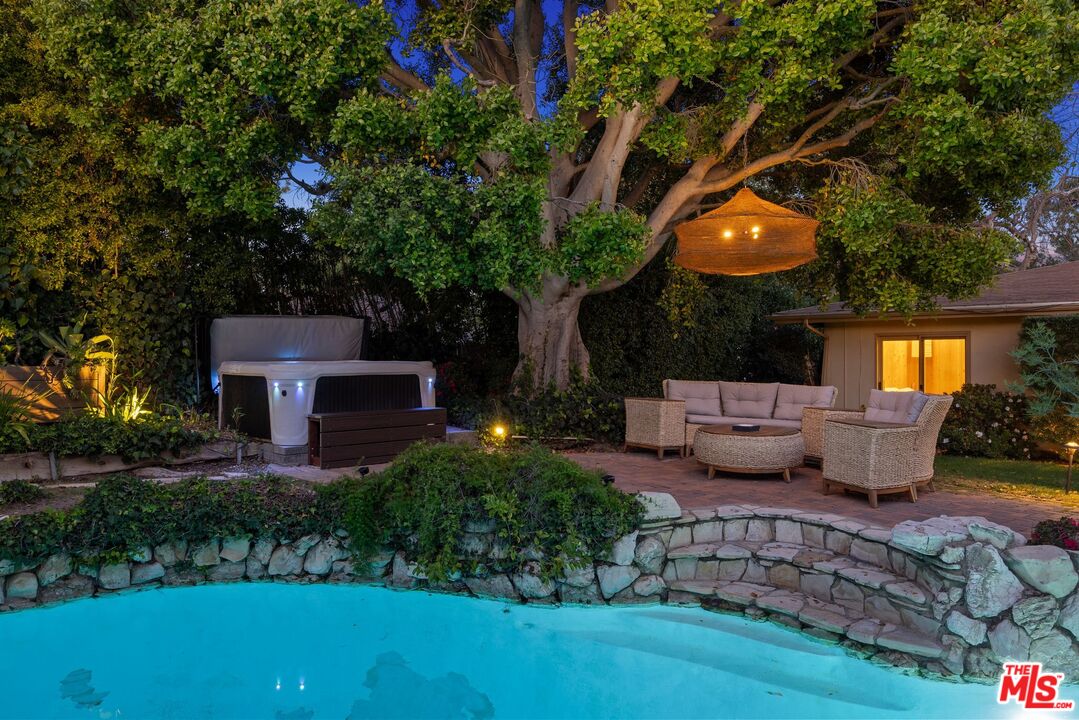 1133 Somera Road Los Angeles, CA 90077 - Photo 35 of 44