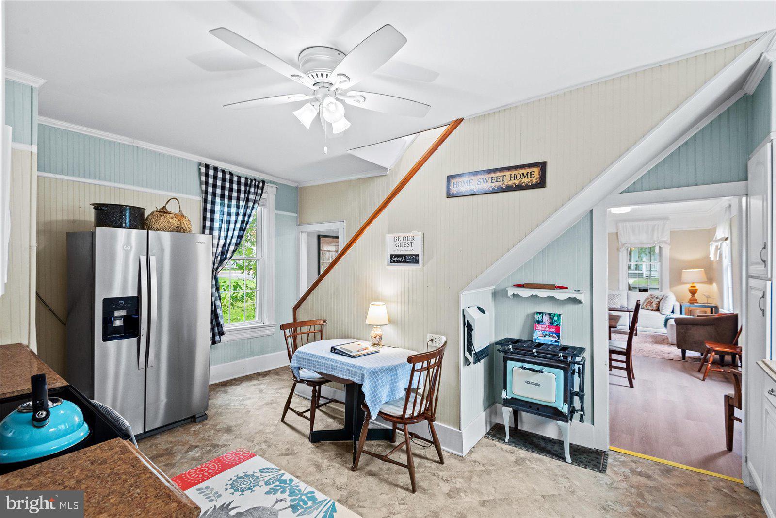 209 Hawthorn Street Colonial Beach, VA 22443 - Photo 16 of 56 a view of a livingroom with furniture and a livingroom