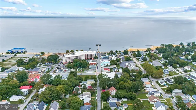 $589,999 | 209 Hawthorn Street, Colonial Beach, VA 22443