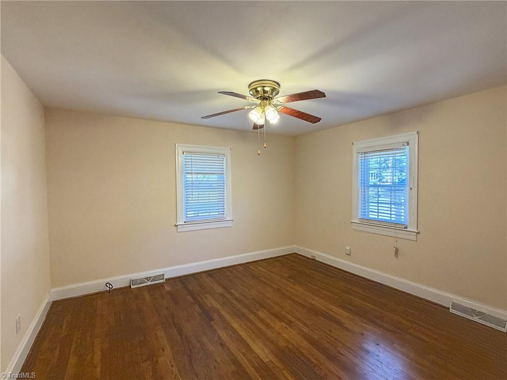 1113 Hermitage Road Burlington, NC 27215 - Photo 18 of 27 Gallery Image 18