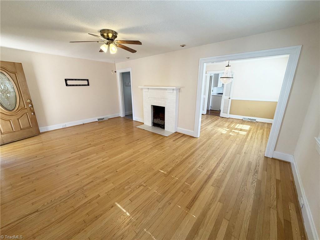 1113 Hermitage Road Burlington, NC 27215 - Photo 7 of 27 Gallery Image 7