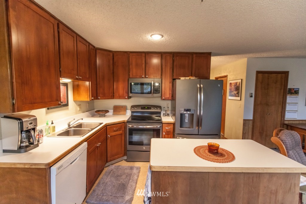 112 View Ridge Circle Wenatchee, WA 98801 - Photo 6 of 19 Gallery Image 6