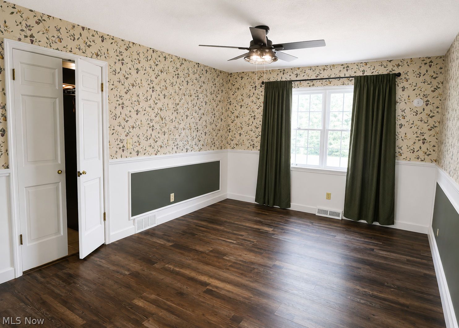 4001 Carpenter Road Ashtabula, OH 44004 - Photo 24 of 47 Dining room