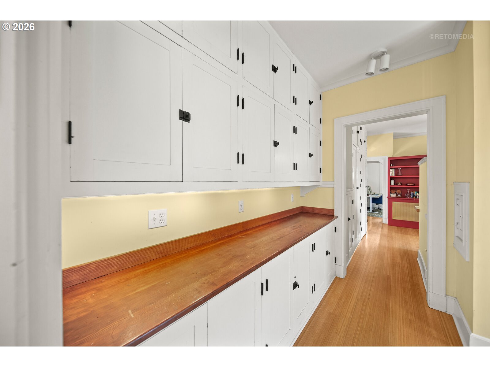 6533 Southwest 34th Avenue Portland, OR 97239 - Photo 21 of 48 Kitchen