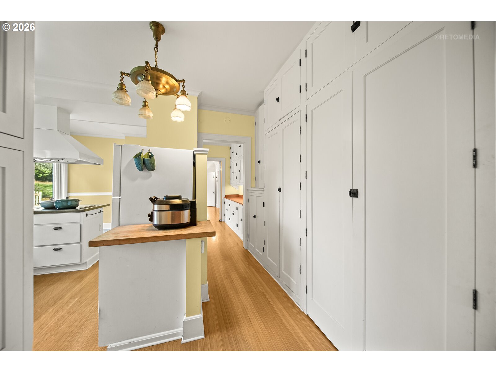 6533 Southwest 34th Avenue Portland, OR 97239 - Photo 22 of 48 Kitchen