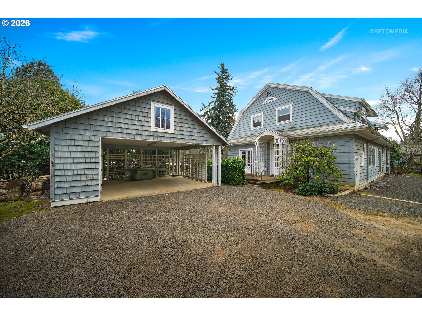 6533 Southwest 34th Avenue Portland, OR 97239 - Photo 6 of 48 Carport