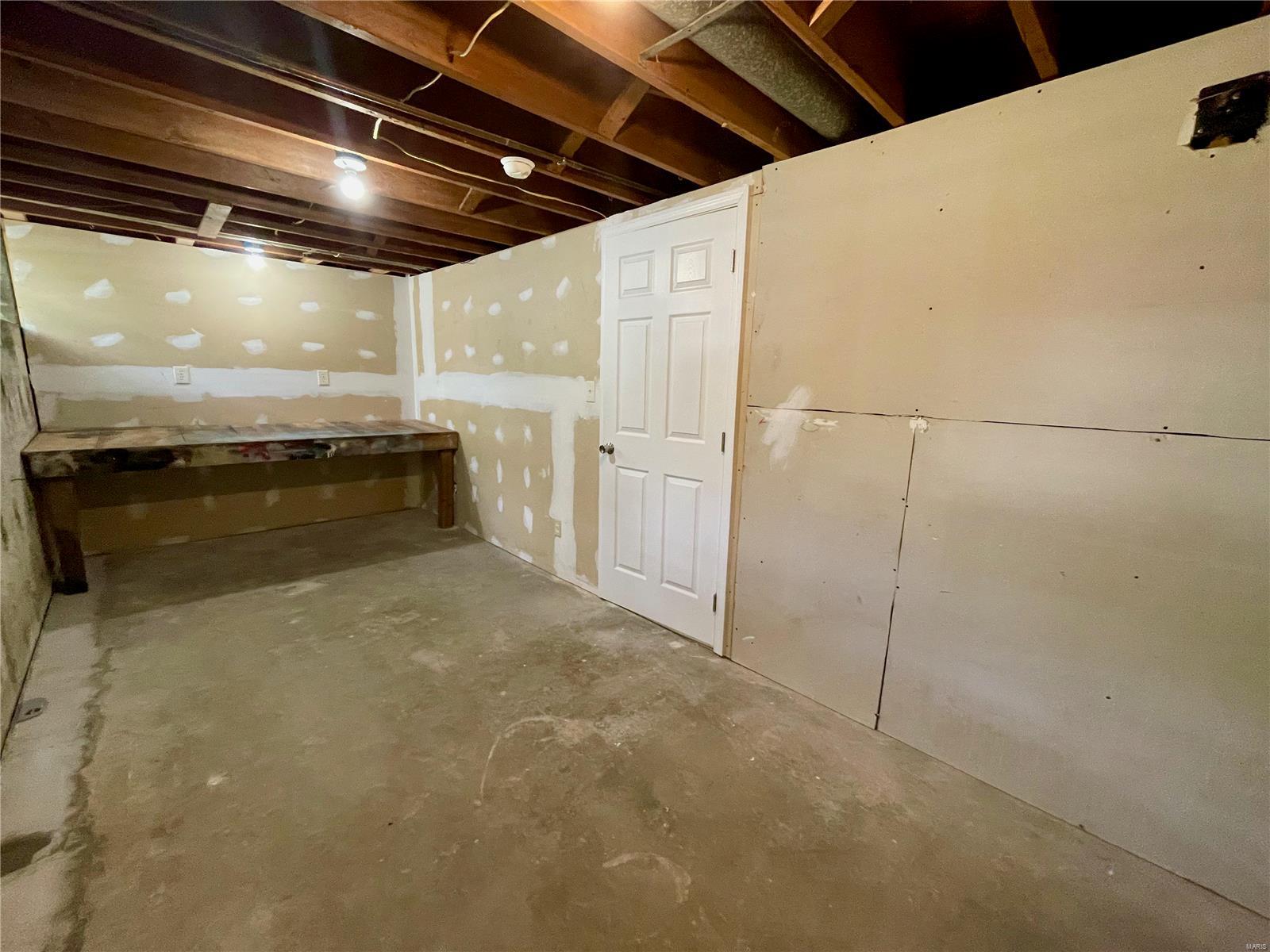 9637 Ridge Heights Road Fairview Heights, IL 62208 - Photo 28 of 35 Gallery Image 28