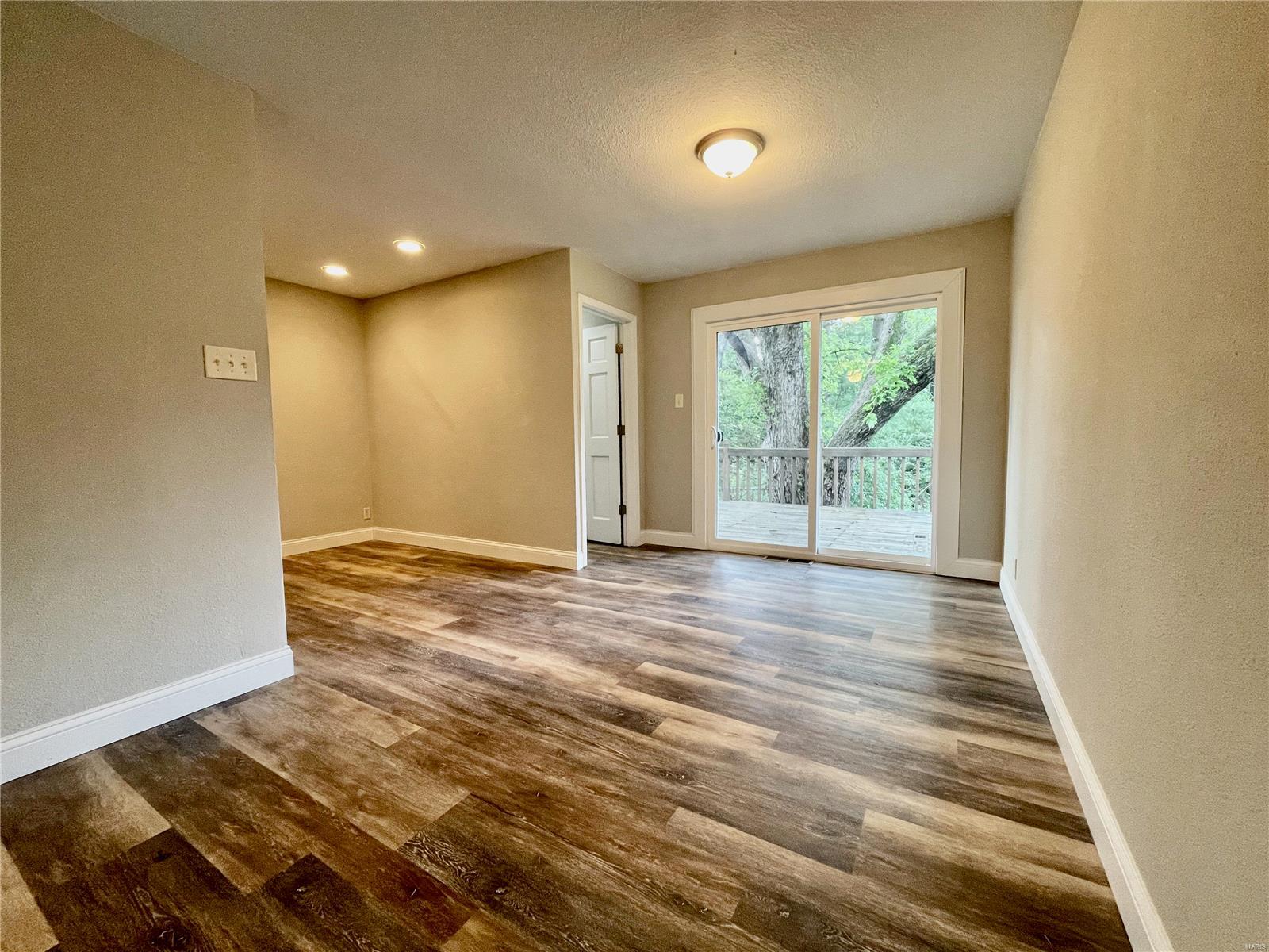 9637 Ridge Heights Road Fairview Heights, IL 62208 - Photo 6 of 35 Gallery Image 6