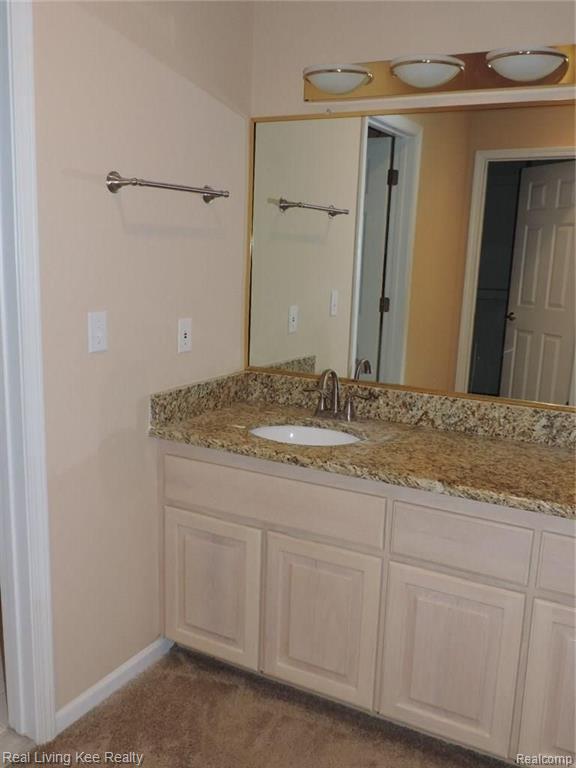 3656 Cedar Shake Drive Rochester, MI 48309 - Photo 24 of 35