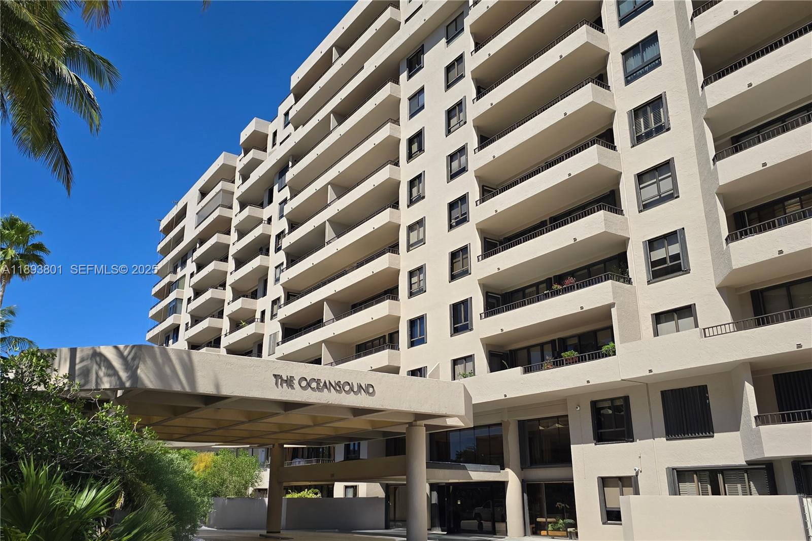 251 Crandon Boulevard, Unit 441 Key Biscayne, FL 33149 - Photo 5 of 28 a front view of a building