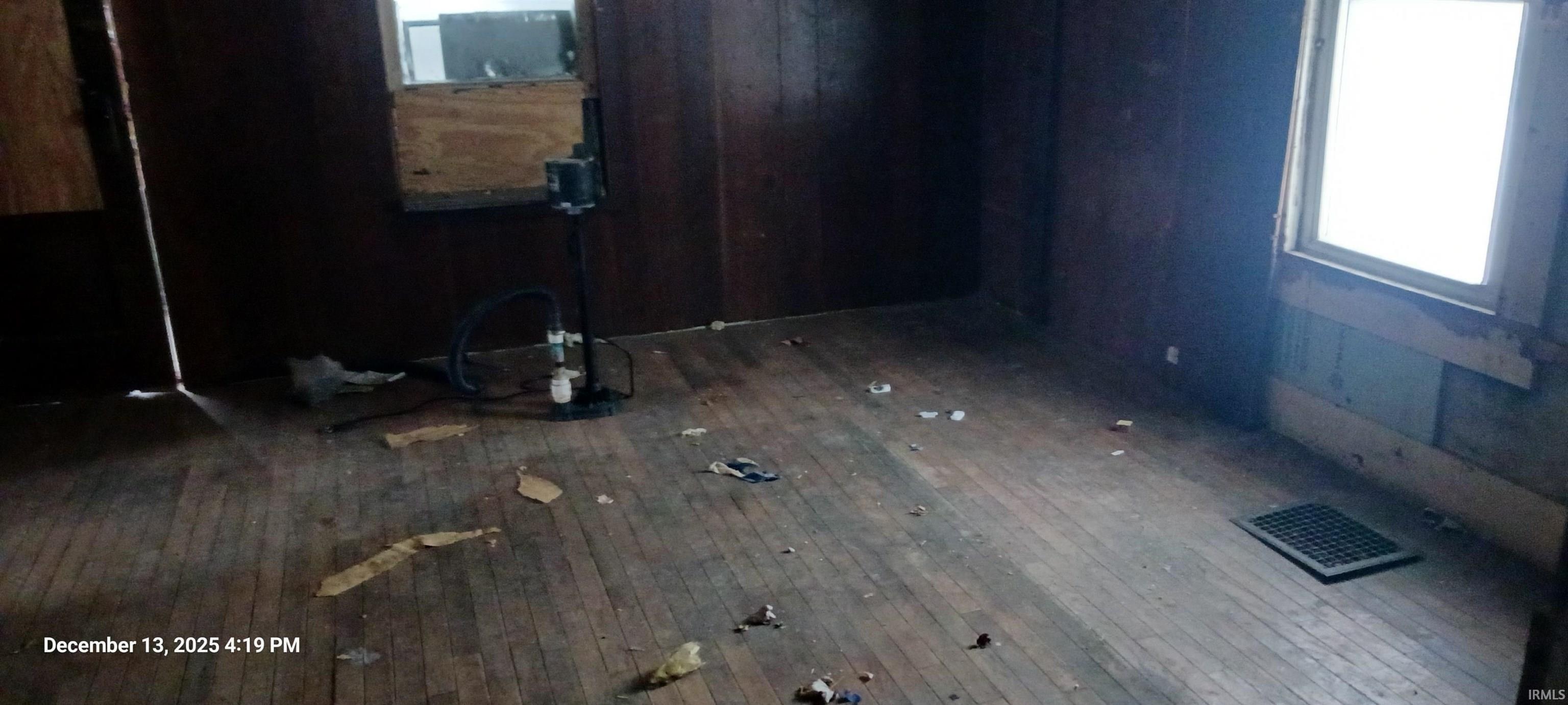 11645 East 1st Street Bicknell, IN 47512 - Photo 15 of 25