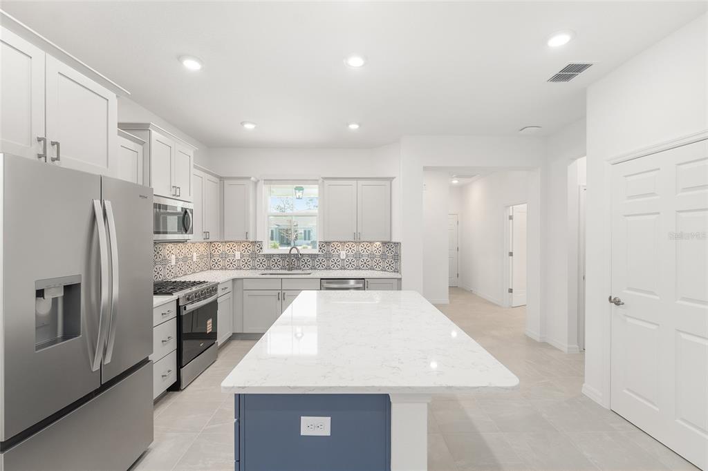 9656 Southwest 108th Terrace Road Ocala, FL 34481 - Photo 18 of 49