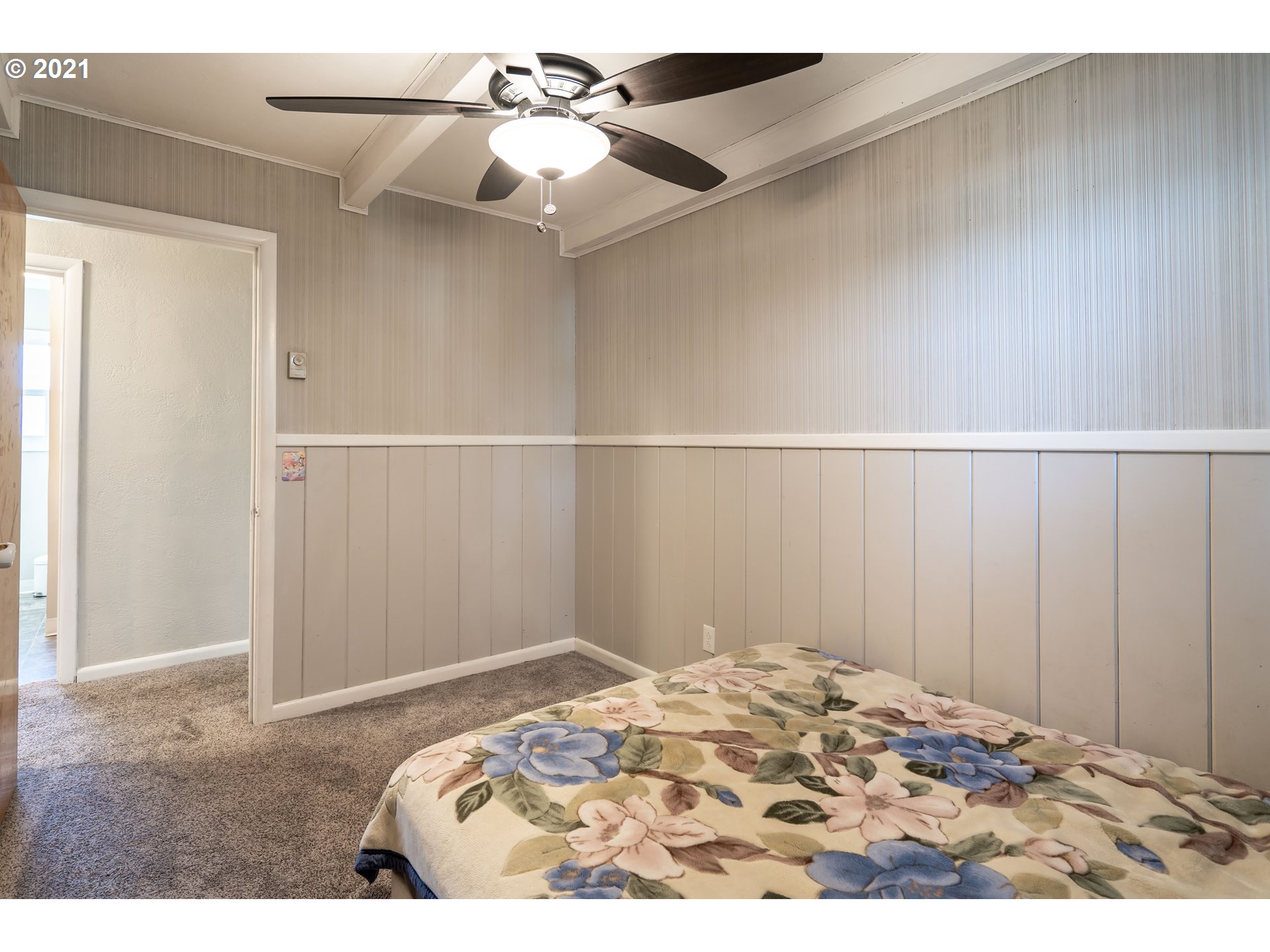 1367 Olympic Street Springfield, OR 97477 - Photo 15 of 20 a view of a bedroom