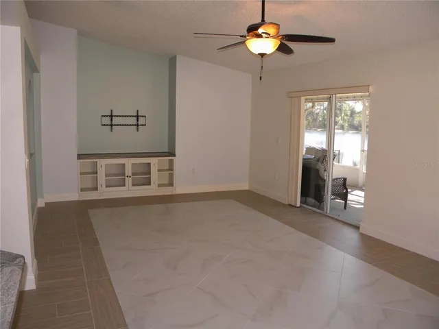 $2,500 | 1821 Corner Meadow Circle, Orlando, FL 32820