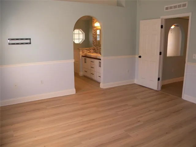 $2,500 | 1821 Corner Meadow Circle, Orlando, FL 32820