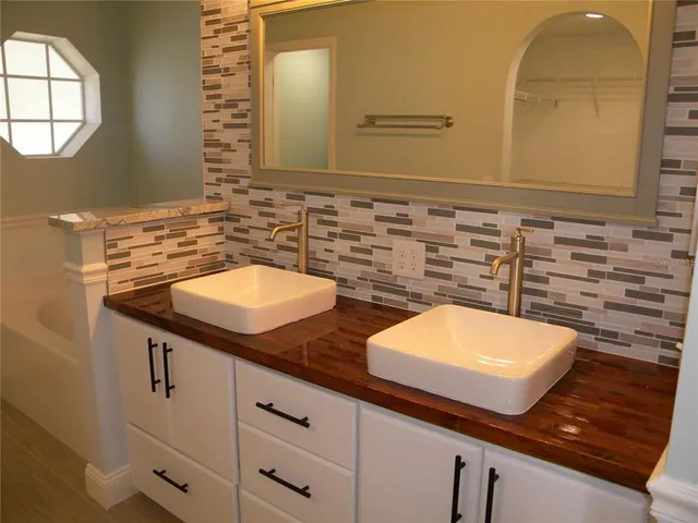 $2,500 | 1821 Corner Meadow Circle, Orlando, FL 32820