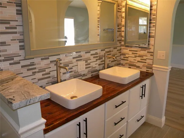 $2,500 | 1821 Corner Meadow Circle, Orlando, FL 32820