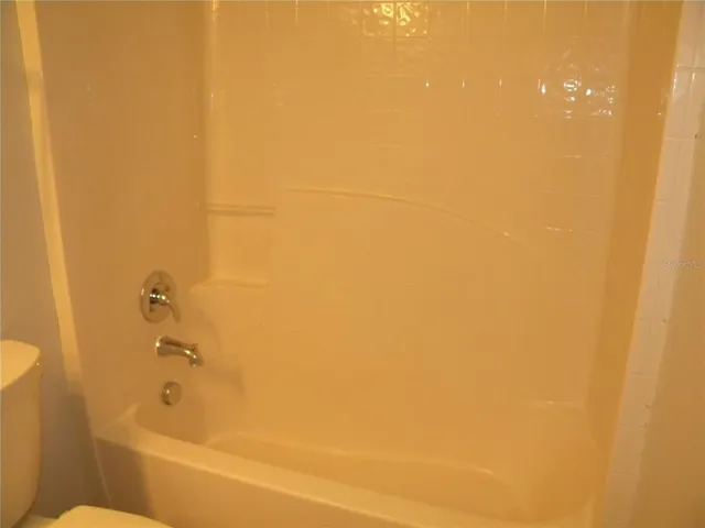 $2,500 | 1821 Corner Meadow Circle, Orlando, FL 32820