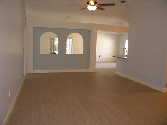 $2,500 | 1821 Corner Meadow Circle, Orlando, FL 32820