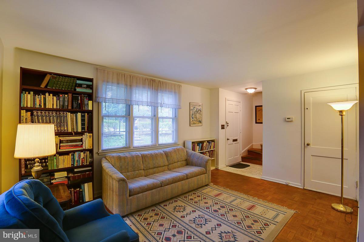 1025 Carson Street Silver Spring, MD 20901 - Photo 4 of 16 Interior (General)