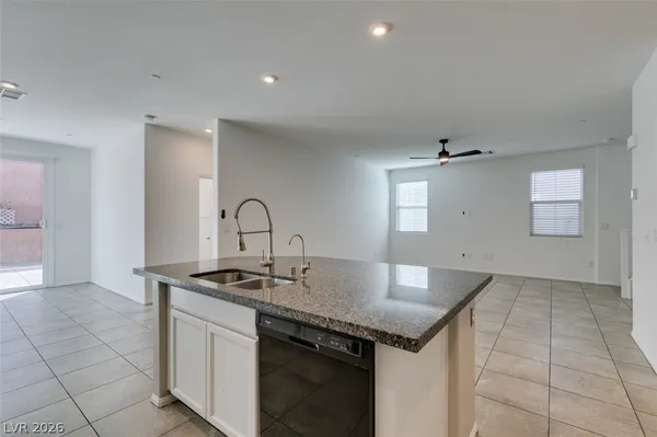 $2,487 | 1027 Huckburn Avenue, Henderson, NV 89015