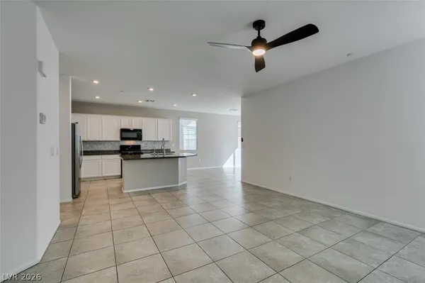 $2,487 | 1027 Huckburn Avenue, Henderson, NV 89015